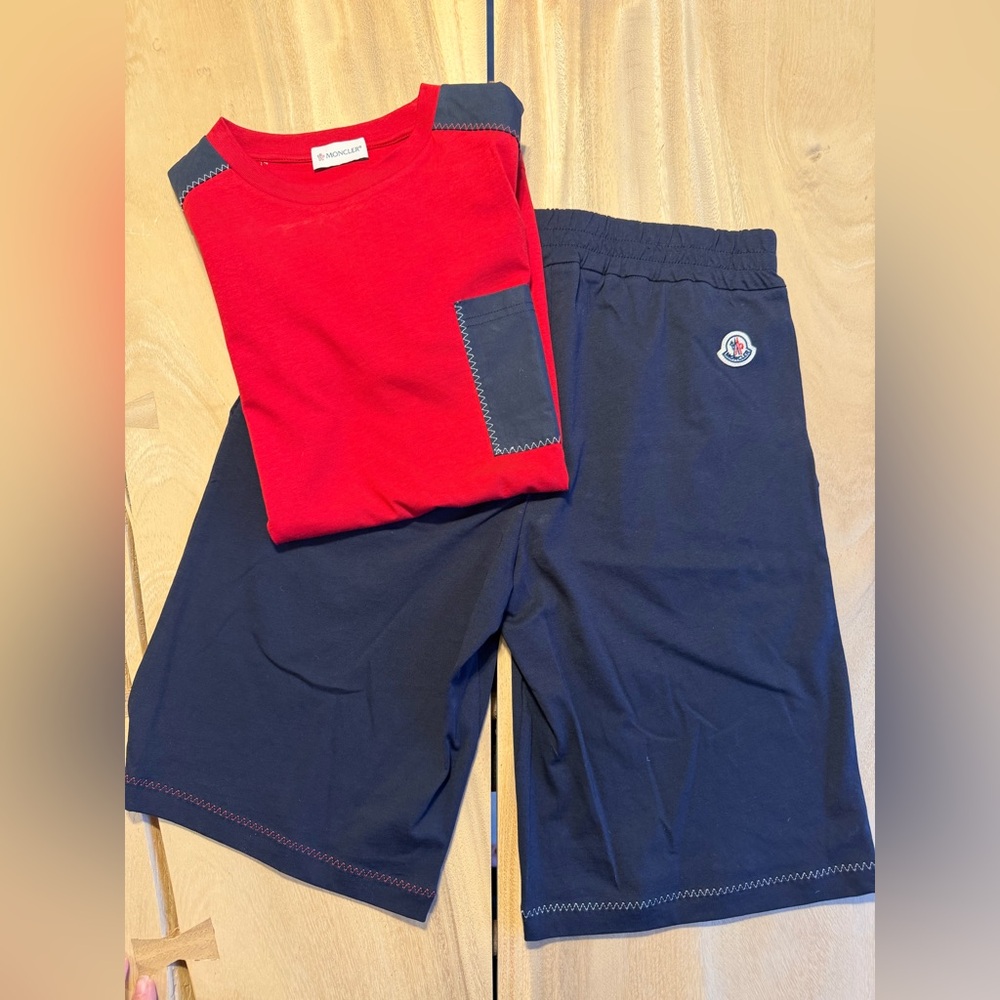 Moncler Boy’s Red and Navy Casual Tee & Shorts Set - Size 14 (Never Worn - New)